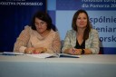 Kolejne umowy na realizację projektów w programie Fundusze Europejskie dla Pomorza, podpisano 15 września 2023 w Nowym Dworze Gdańskim (fot. Jacek Sowa / Materiały prasowe UMWP)