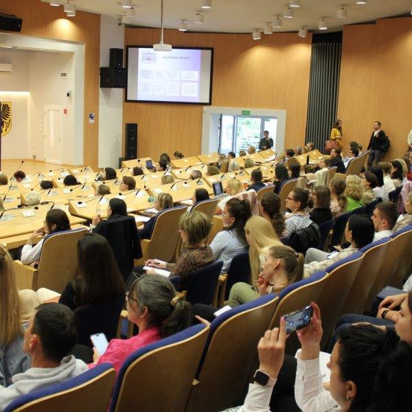 Zdjęcie artykułu Szkolenia na temat legalizacji pracy cudzoziemców